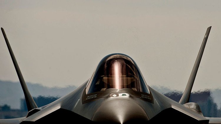 EE.UU. suspende las operaciones de decenas de cazas F-35 por falta de oxígeno en pleno vuelo