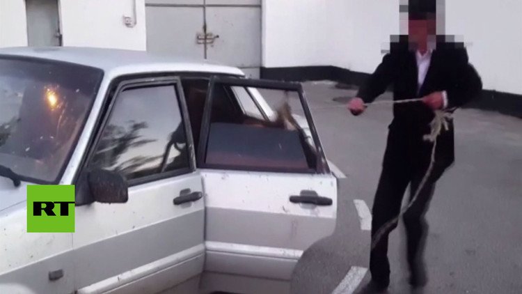 ¡Deténgase!: El inusual descubrimiento de un policía ruso al inspeccionar un auto