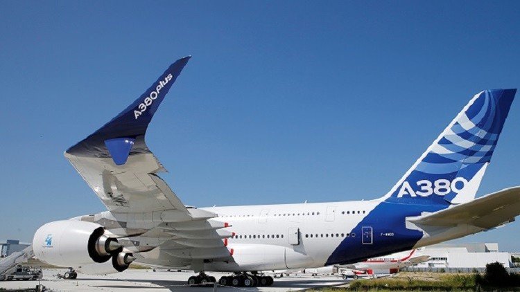 VIDEO: Airbus presenta un nuevo modelo del A380, el avión comercial más grande del mundo