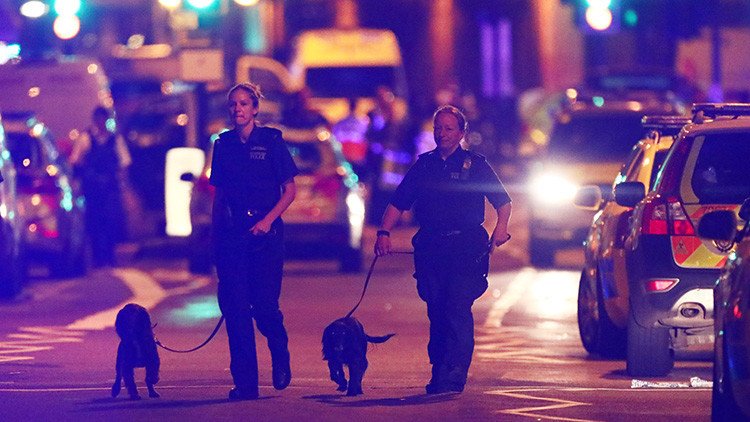 VIDEOS: Primeros momentos después del ataque terrorista junto a una mezquita en Londres