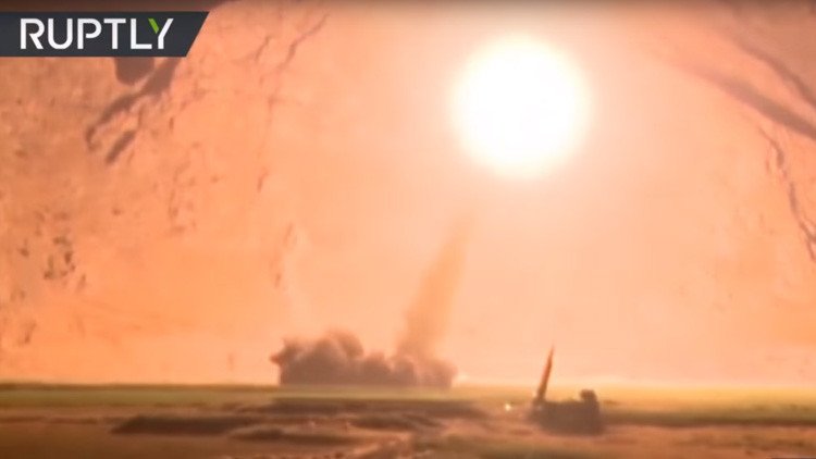Video: El momento en que Irán lanza misiles contra posiciones del EI en Siria