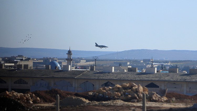 Moscú exige explicaciones a Washington sobre el derribo de un avión militar sirio