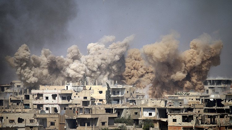 Superviviente de un bombardeo de la coalición: "EE.UU. ataca más a los civiles que al EI"