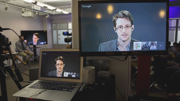 ''Es un crimen contra el público'': Snowden condena el espionaje oficial en México 