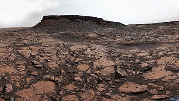 La NASA capta una inusual imagen del Curiosity transitando por Marte (FOTO)