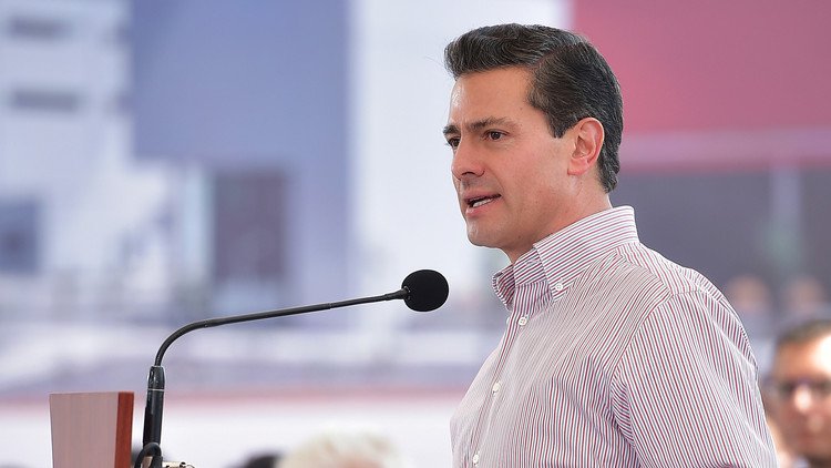 Peña Nieto rechaza las acusaciones de espionaje contra periodistas y activistas en México