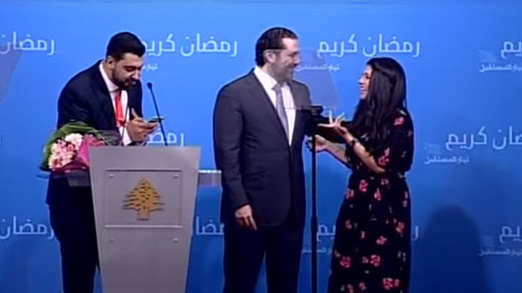VIDEO: El primer ministro libanés pide la mano de una joven en directo (pero no para él)