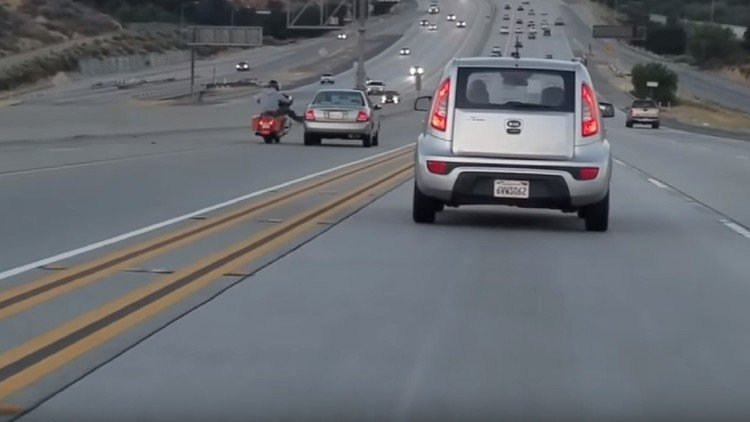 Una disputa en el asfalto entre dos conductores causa un grave accidente