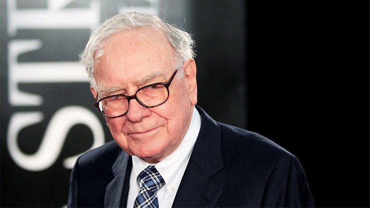 Buffett afirma que "el verdadero problema" para la economía de EE.UU. es la gente como él