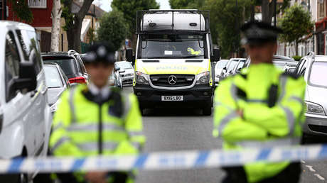Detienen a un hombre que retuvo con un cuchillo a varias personas en Newcastle (Reino Unido)