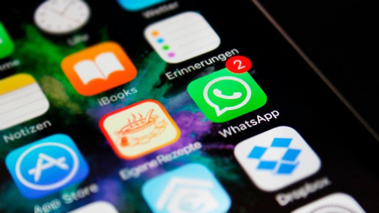 WhatsApp facilita la búsqueda de 'emojis' y el cambio de fuente