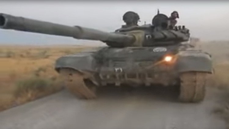 VIDEO: Los tanques sirios T-72B3 utilizan por primera vez misiles guiados