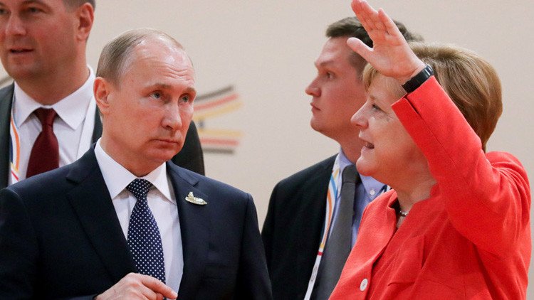 ¿De qué hablaron Putin y Merkel en la cumbre del G20? (VIDEO)