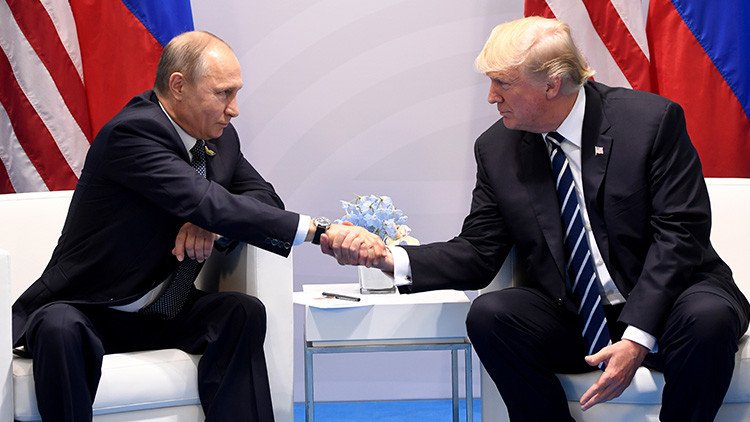 PRIMERAS IMÁGENES: El encuentro entre Putin y Trump