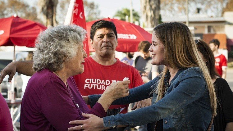 "Feminización de la política": Componen una lista electoral de Argentina solo con mujeres