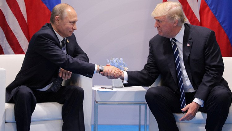 Putin "quedó satisfecho" con la primera reunión mantenida con Trump