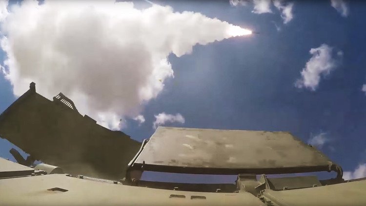 Video: Misiles Tor-M2U rusos en movimiento derriban objetivos aéreos