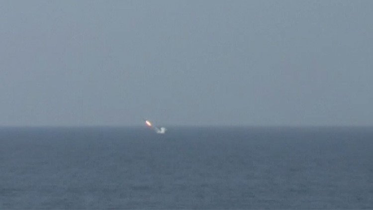 El submarino nuclear ruso Tomsk lanza con éxito un misil de crucero