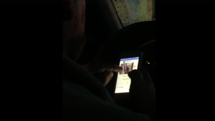 México: Clienta de Uber denuncia a chofer por ver pornografía y tocarse mientras conducía (Video)
