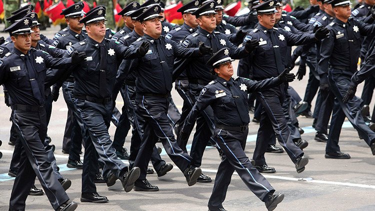 ¿Cuánto ganan los policías mexicanos?