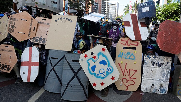 Alertan sobre manifestaciones de "fundamentalismo religioso" en las guarimbas venezolanas