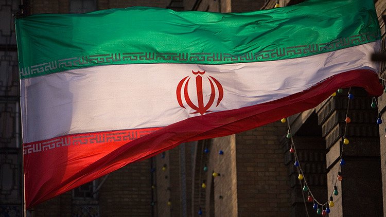 Teherán: "El sueño de EE.UU. de derrocar al Gobierno de Irán no son más que delirios perturbados"