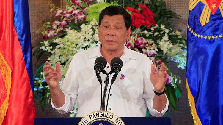 Duterte "felicitaría" a los criminales que violen a una Miss Universo sabiendo que morirán por ello