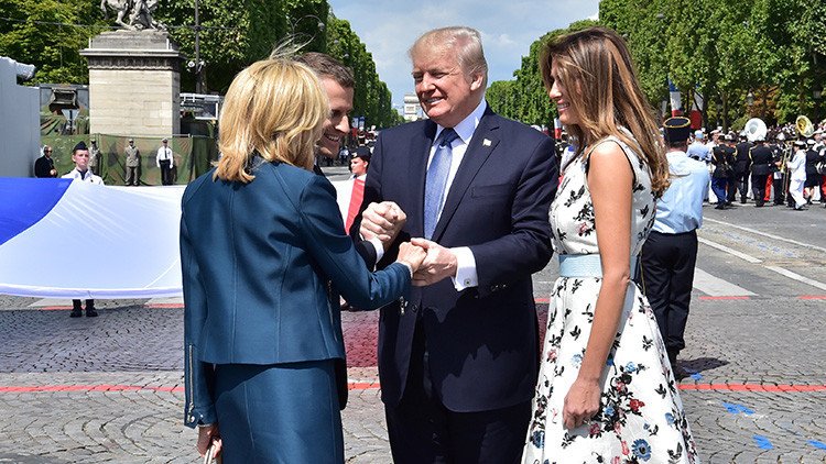 Reebok se burla del 'piropo' de Trump a Brigitte Macron