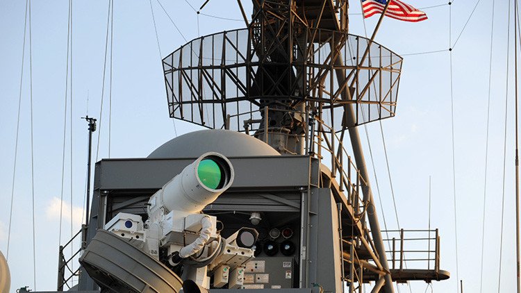 La Armada de EE.UU. prueba en el golfo Pérsico un arma invisible y letal