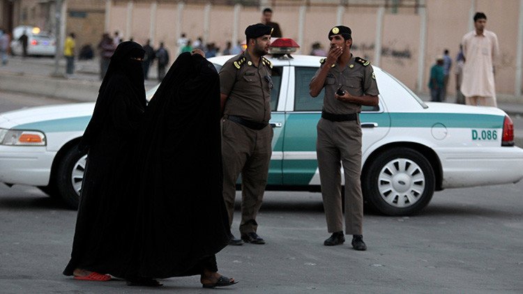Detienen a la joven que indignó a la sociedad saudita por su 'inmoral' video