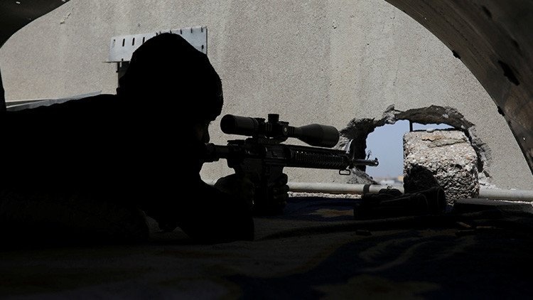 Capturan en Mosul a una supuesta francotiradora alemana de 16 años (fotos)
