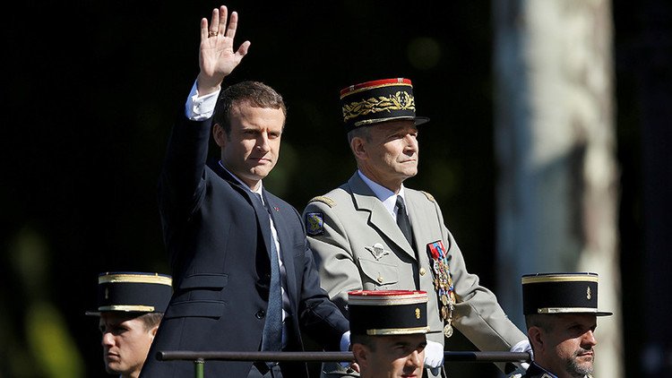 "No permitiré que me jodan": dimite el jefe del Ejército francés tras el enfrentamiento con Macron