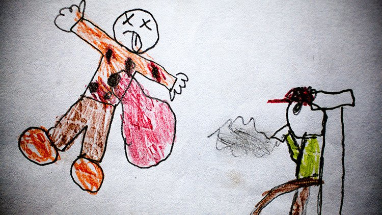 Coloreando el horror: los dibujos de niños de Guatemala que reflejan la violencia que viven
