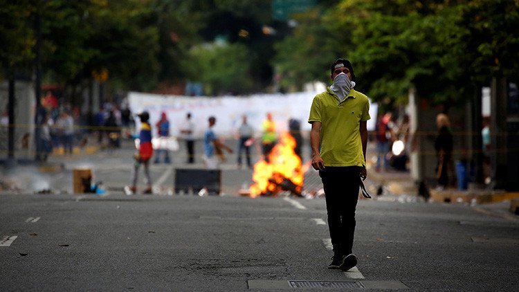 Un golpe de Estado sin darlo: "No se extrañen que Venezuela tenga un presidente paralelo"