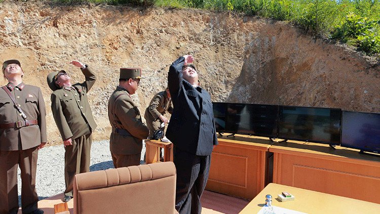 Jefe de Inteligencia: "Cada lanzamiento acerca a Corea del Norte al club nuclear"