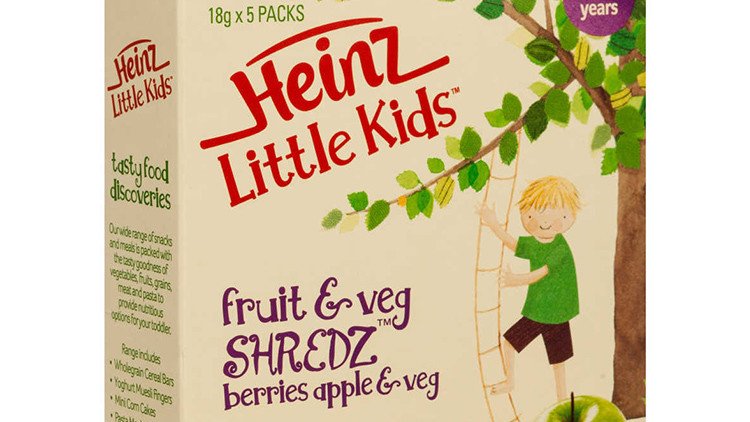 "No es fruta, sino confitería": Acusan a Heinz de ocultar el contenido real de un producto de bebés