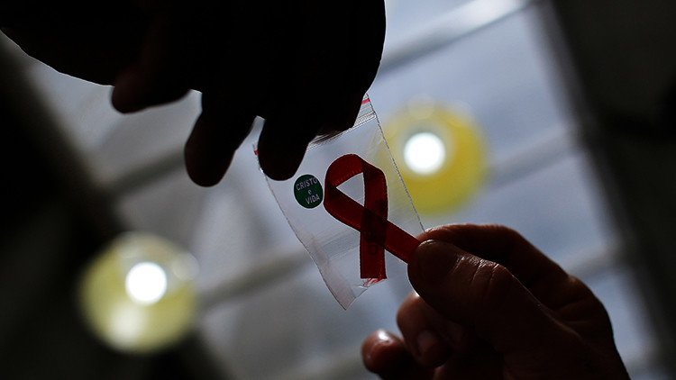 Un niño nacido con el virus del sida logra curarse y vive ocho años sin medicamentos