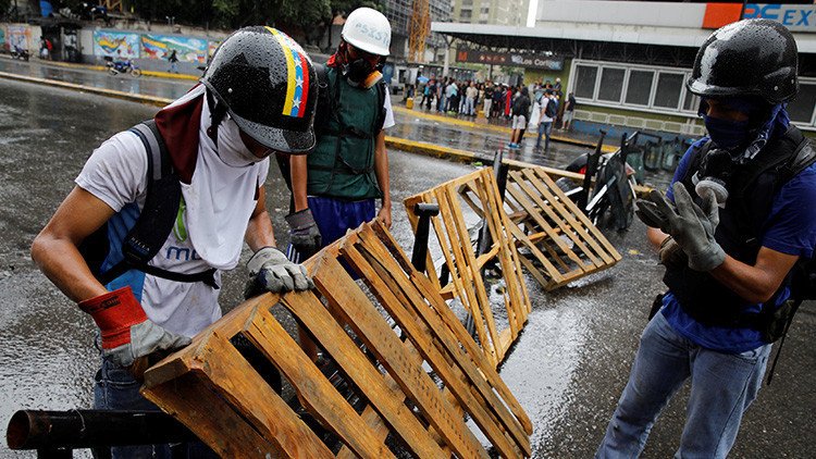 La oposición venezolana amenaza con "tomar Caracas" a tres días de la elección Constituyente