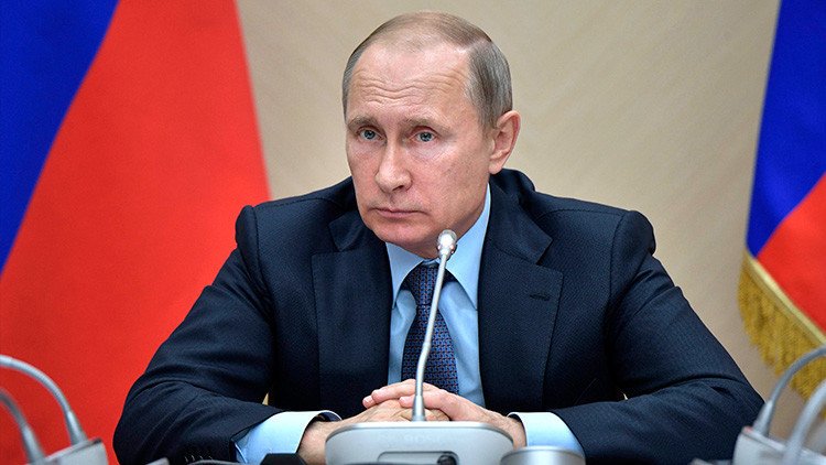 Putin ratifica el acuerdo que permite a la Fuerza Aérea rusa permanecer en Siria por medio siglo