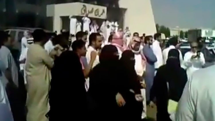 Arabia Saudita se prepara para decapitar a 14 participantes en protestas antigubernamentales