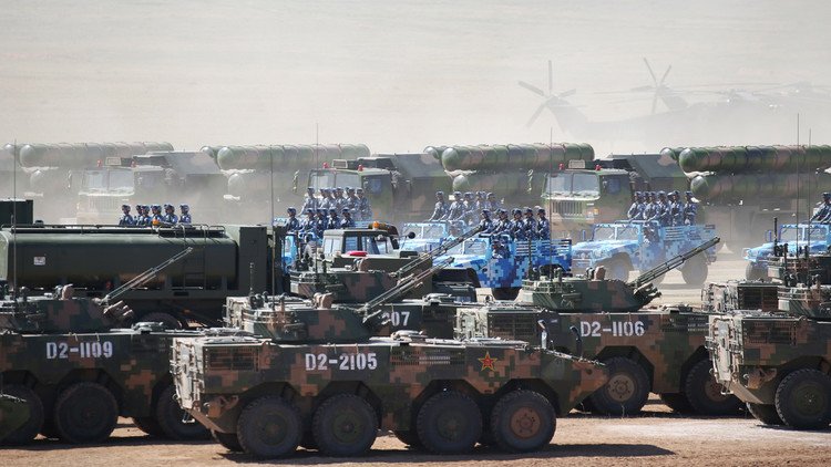 Poder bajo el cielo: China exhibe sus armas más modernas