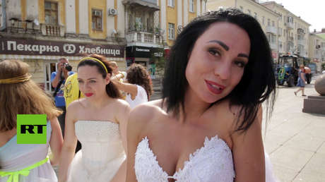 'Novias fugitivas' rusas persiguen a un 'novio fiel' 