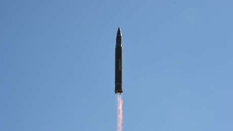 Pionyang: "El misil norcoreano puede llevar una carga nuclear grande y pesada"