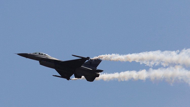 EE.UU. despliega 12 cazas F-16 en Corea del Sur tras el último lanzamiento de un misil norcoreano