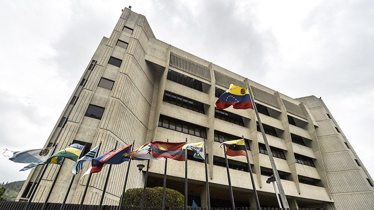 "Arbitrarias y unilaterales": el TSJ rechaza las sanciones de EE.UU. contra Maduro