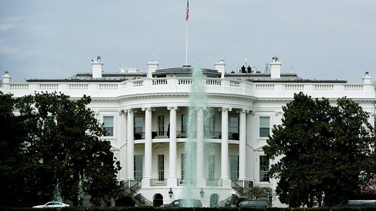 '¡Un gran día!': Lo que está pasando en la Casa Blanca en un solo tuit