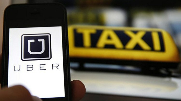 Así conspiran en secreto los conductores de Uber para cobrar más a los pasajeros
