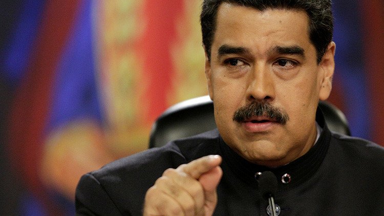 Maduro tilda a Peña Nieto de "cobarde" y "empleado abusado por Trump"