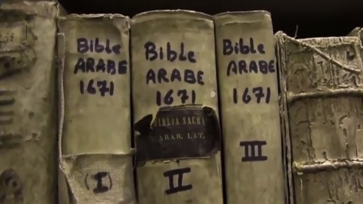 VIDEO: Un sacerdote dominico salva del Estado Islámico miles de manuscritos históricos 