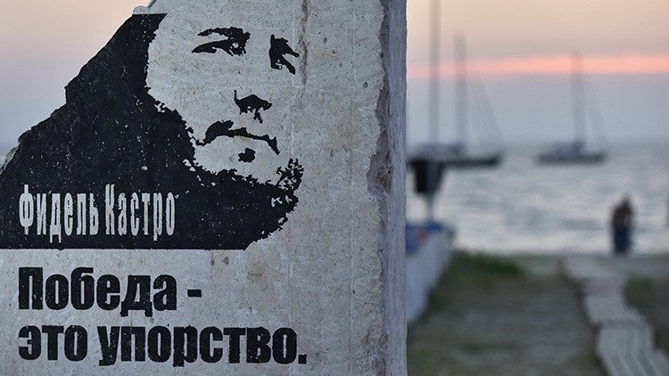VIDEO, FOTOS: Construyen un monumento a Fidel Castro en Crimea